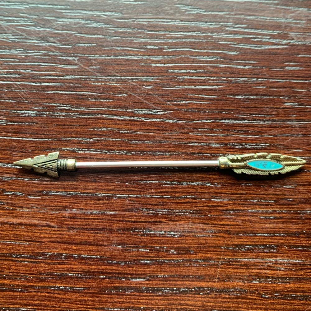 Bar earring